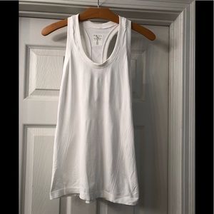 NWOT Athleta Momentum Tank